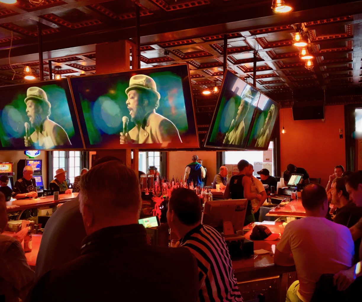 Daytime crowd at the bar